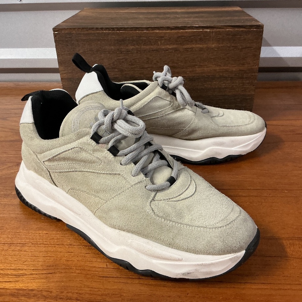 P448 Men Gray Suede Retro Runner Sneaker Size 46EU 12-12.5US